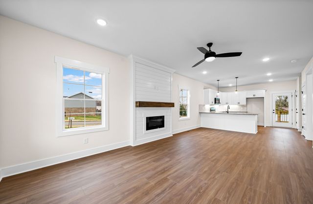 1 Charleston Cove, Clarksville, TN 37043