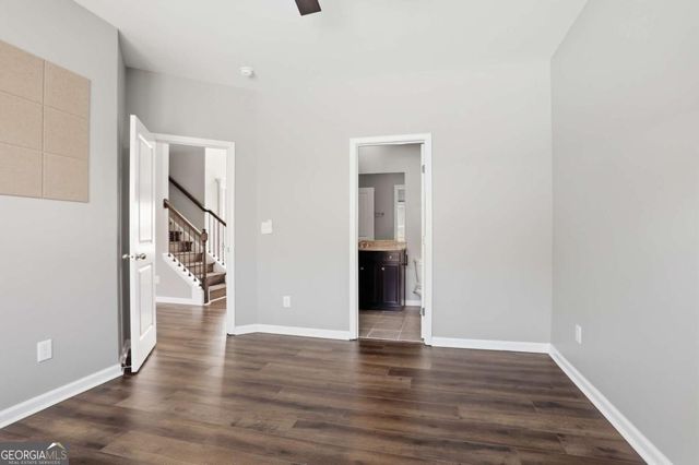 5975 Park Bay Court, Flowery Branch, GA 30542