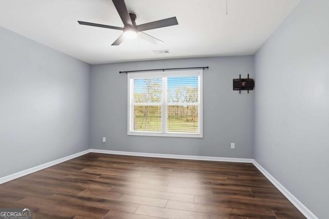 5975 Park Bay Court, Flowery Branch, GA 30542