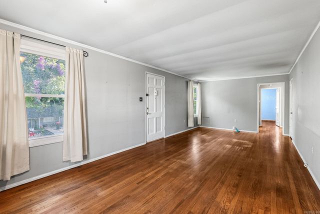3 Spotwood Road, Little Rock, AR 72207