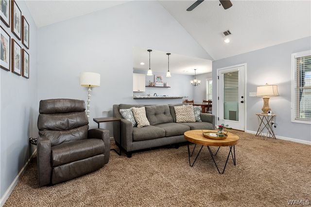 104 Azalea, Moundville, AL 35474