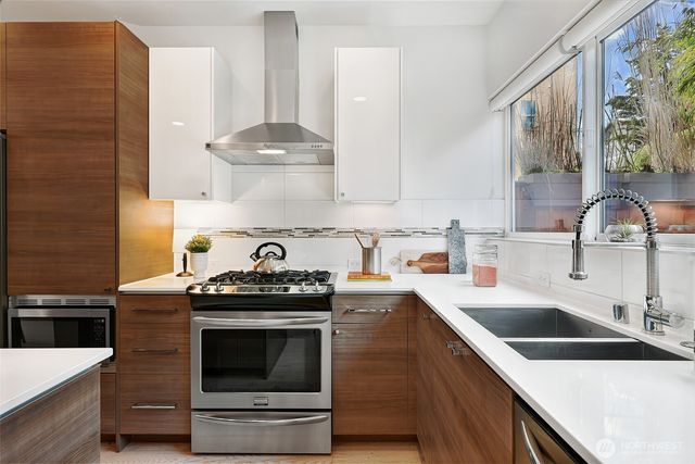 171 21st Avenue, Seattle, WA 98122