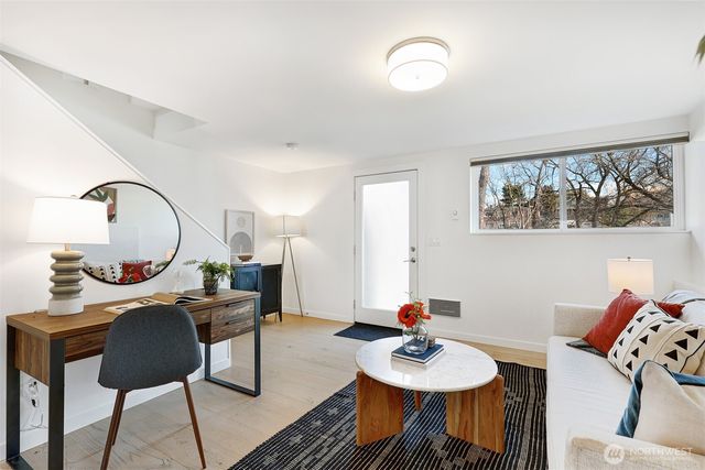 171 21st Avenue, Seattle, WA 98122