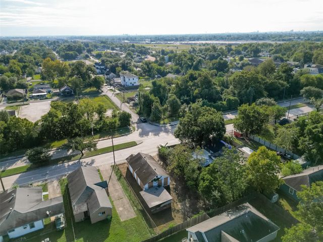 3101 Altoona St Street, Houston, TX 77026