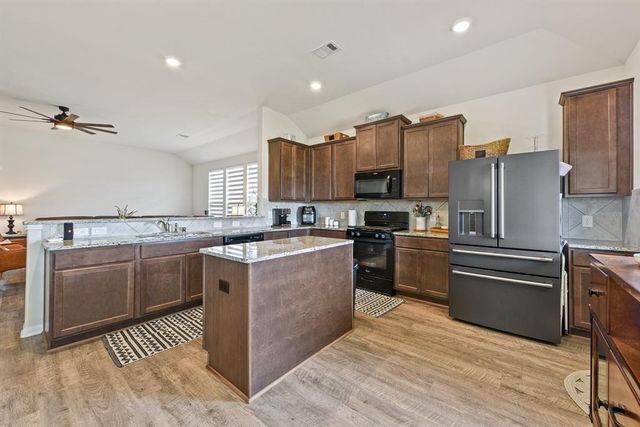 13096 Laura Lake Drive, Willis, TX 77318