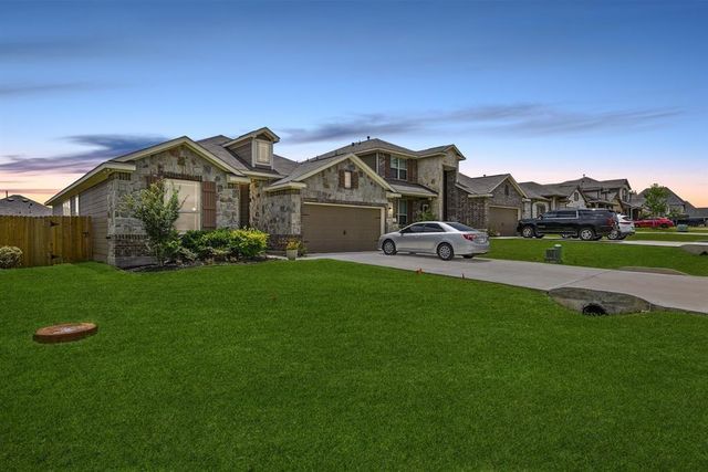 13096 Laura Lake Drive, Willis, TX 77318