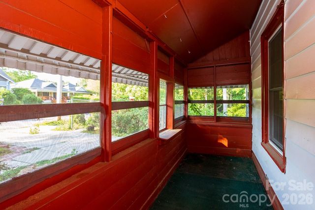 91 Clingman Avenue, Asheville, NC 28801