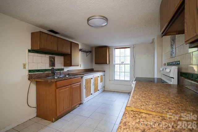 91 Clingman Avenue, Asheville, NC 28801