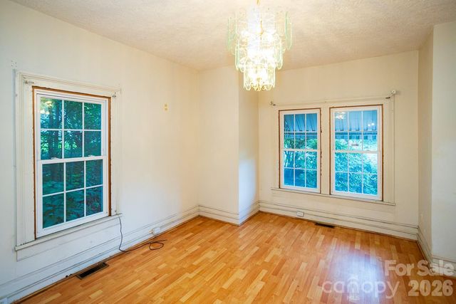 91 Clingman Avenue, Asheville, NC 28801