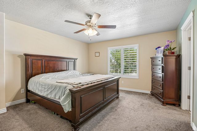 1438 W 2535 N, Clinton, UT 84015