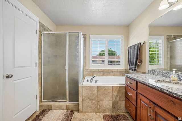 1438 W 2535 N, Clinton, UT 84015