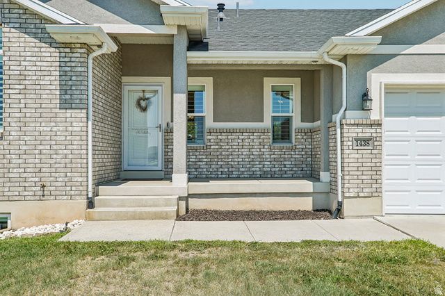 1438 W 2535 N, Clinton, UT 84015