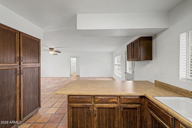 1134 W HERMOSA Drive, Tempe, AZ 85282