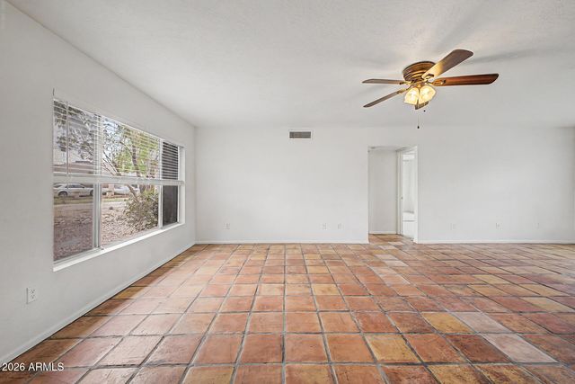 1134 W HERMOSA Drive, Tempe, AZ 85282