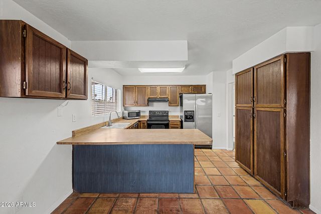 1134 W HERMOSA Drive, Tempe, AZ 85282