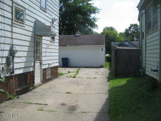 4132 Belmar Avenue, Toledo, OH 43612
