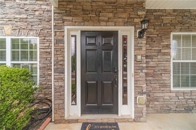 631 Plow Hearth Way, Auburn, GA 30011