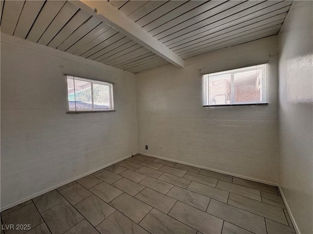 421 Harvard Street, Las Vegas, NV 89107