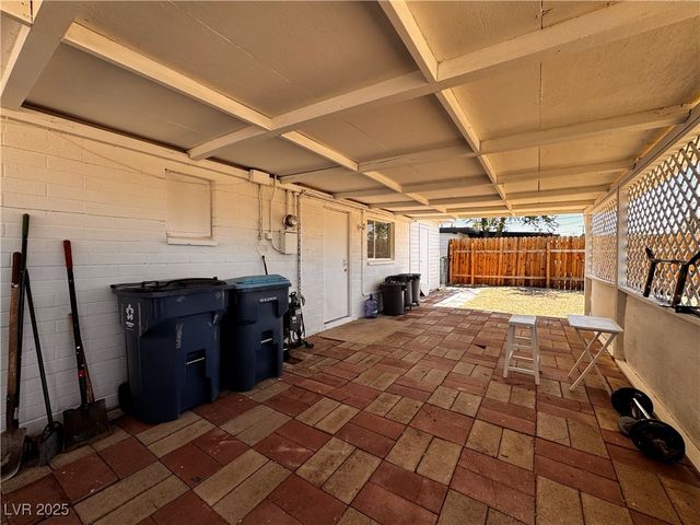 421 Harvard Street, Las Vegas, NV 89107