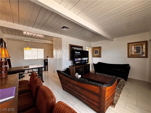 421 Harvard Street, Las Vegas, NV 89107