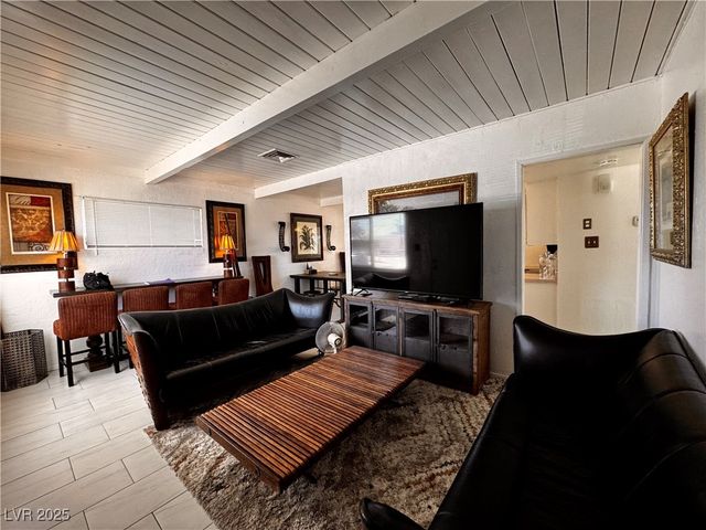 421 Harvard Street, Las Vegas, NV 89107