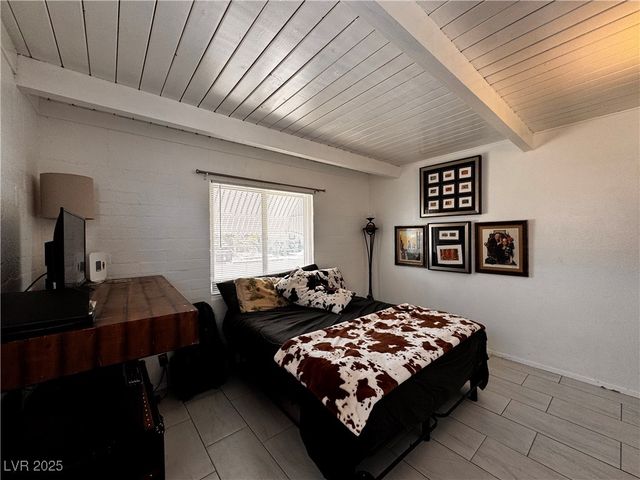 421 Harvard Street, Las Vegas, NV 89107