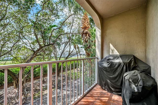 5670 NW 116th Ave 222, Doral, FL 33178