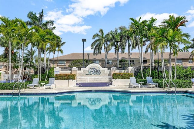 5670 NW 116th Ave 222, Doral, FL 33178