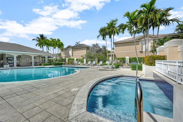 5670 NW 116th Ave 222, Doral, FL 33178