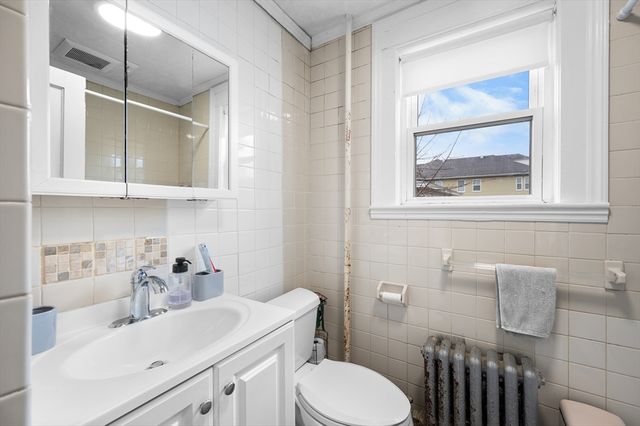 19 Oliver St 2, Milford, MA 01757