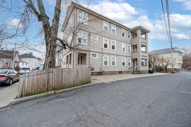 19 Oliver St 2, Milford, MA 01757