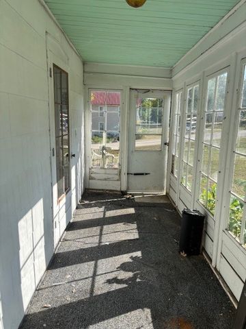 508 N Bluff Street, Albany, IL 61230