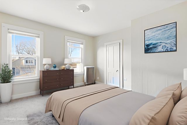 33 Division Street, Norwich, CT 06360