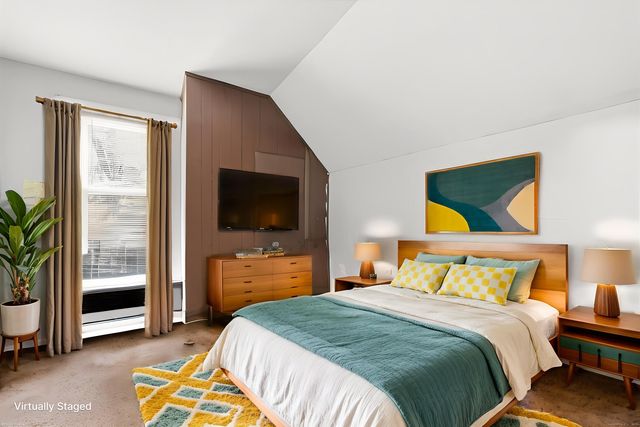 33 Division Street, Norwich, CT 06360