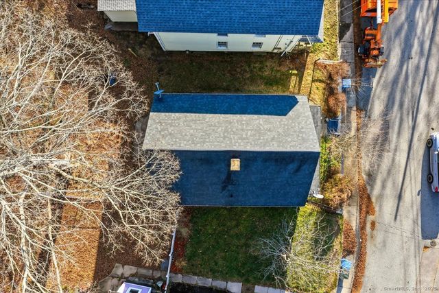 33 Division Street, Norwich, CT 06360