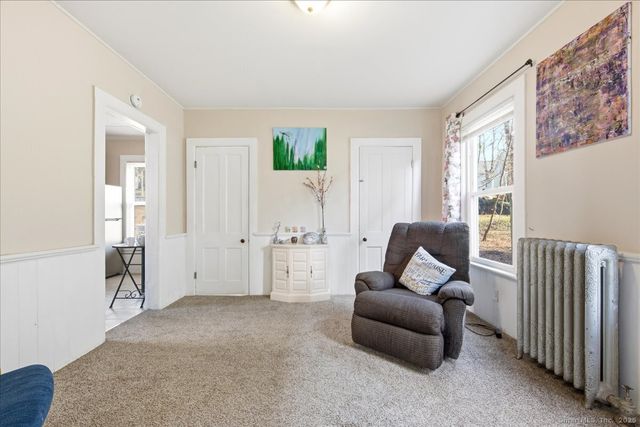 33 Division Street, Norwich, CT 06360