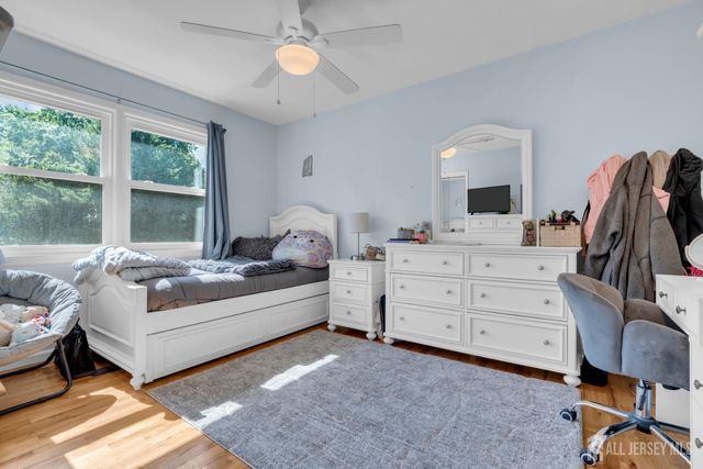 6 Mount Court, East Brunswick, NJ 08816