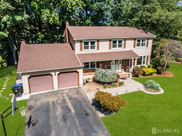 6 Mount Court, East Brunswick, NJ 08816