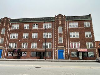 3937 W DIVISION Street 1, Chicago, IL 60651