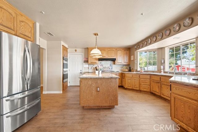 9722 Hierba, Agua Dulce, CA 91390