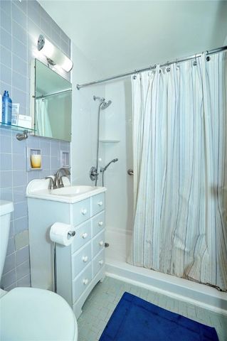 4625 Fifth Ave 211, Oakland, PA 15213