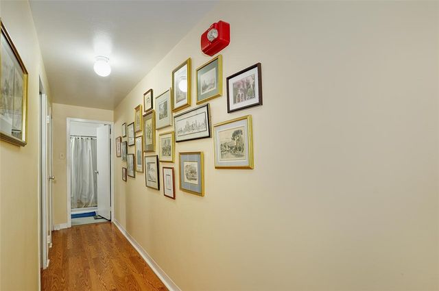 4625 Fifth Ave 211, Oakland, PA 15213