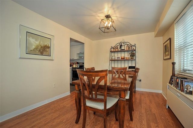 4625 Fifth Ave 211, Oakland, PA 15213