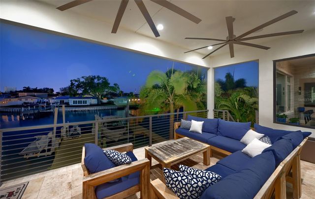 7822 CAUSEWAY BOULEVARD S, St Petersburg, FL 33707