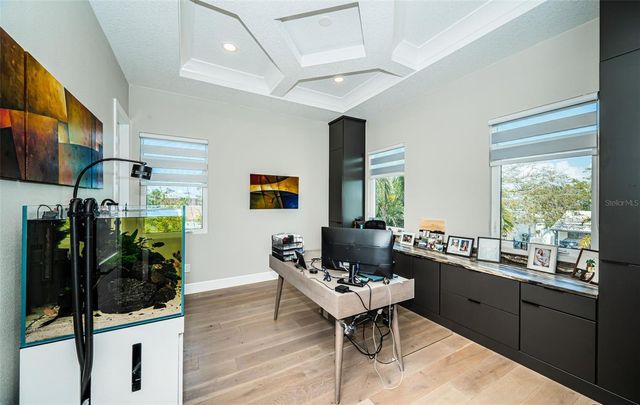 7822 CAUSEWAY BOULEVARD S, St Petersburg, FL 33707