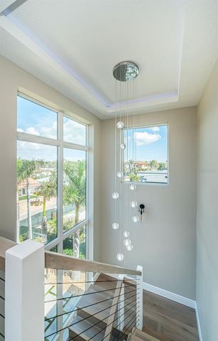 7822 CAUSEWAY BOULEVARD S, St Petersburg, FL 33707