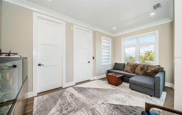 7822 CAUSEWAY BOULEVARD S, St Petersburg, FL 33707