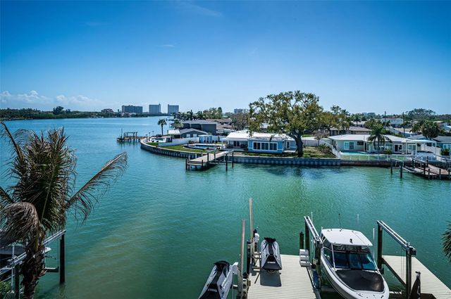 7822 CAUSEWAY BOULEVARD S, St Petersburg, FL 33707