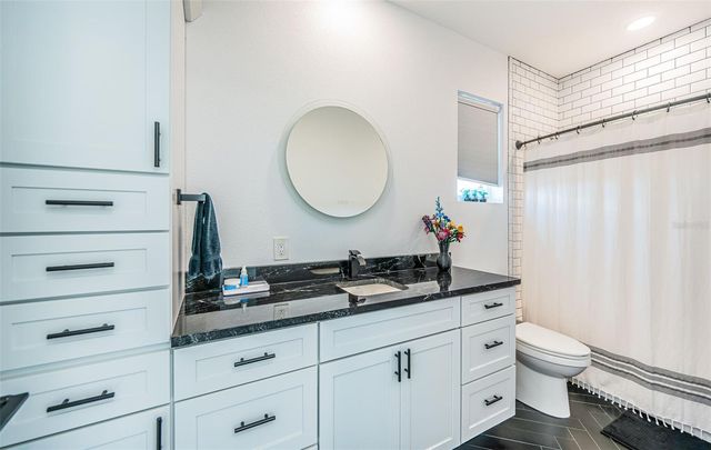 7822 CAUSEWAY BOULEVARD S, St Petersburg, FL 33707