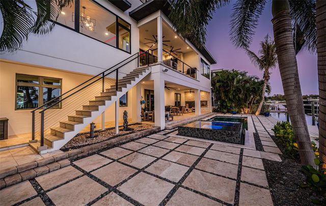 7822 CAUSEWAY BOULEVARD S, St Petersburg, FL 33707